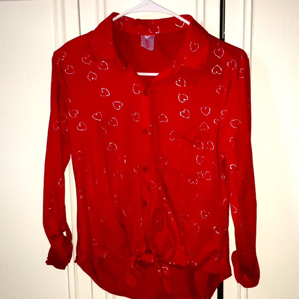Cute red blouse with hearts! Small